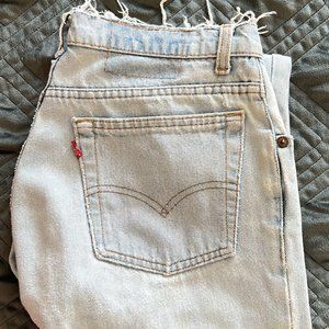 Vintage Levi’s women’s jeans 26/27" waist